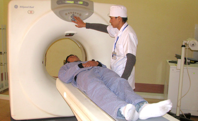 Bệnh viện Đa khoa khu vực Nghĩa Lộ chụp CT- Scanner cho bệnh nhân. (Ảnh minh họa)